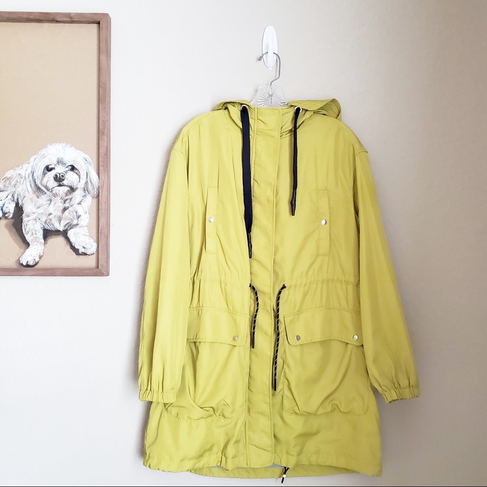 ❤️SOLD❤️🍐🍌ZARA YELLOW/GREEN RAINCOAT🍌🍐